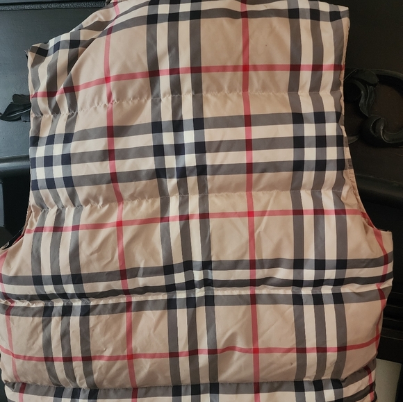 Burberry reversible puffer vest w/hood XXL - Picture 8 of 14
